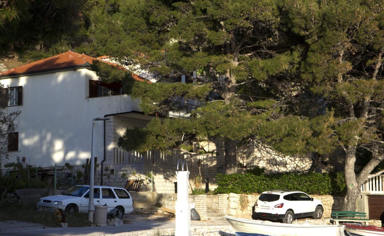 Apartments By The Sea Brela, Makarska - 11821 Екстер'єр фото