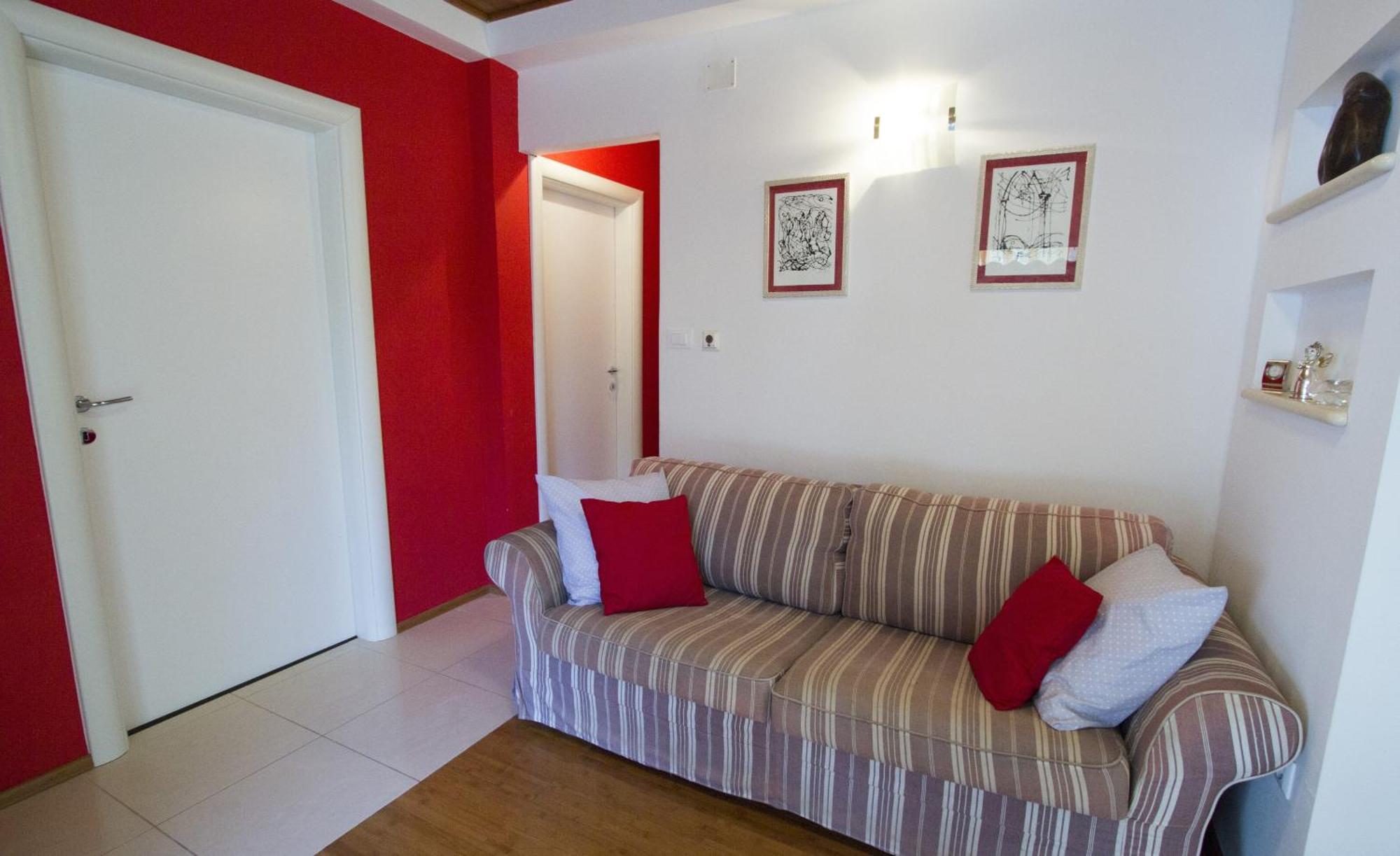 Apartments By The Sea Brela, Makarska - 11821 Номер фото